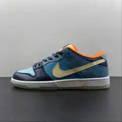 Nike SB Dunk Low MIA Skate Shop