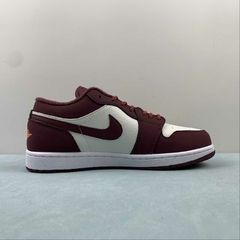 Jordan 1 Low GS Night Maroon - comprar online