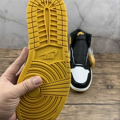 Imagem do Jordan 1 Retro High Yellow Ochre