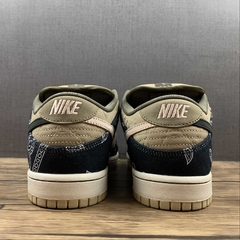 Nike SB Dunk Low Travis Scott - Born Sneakers