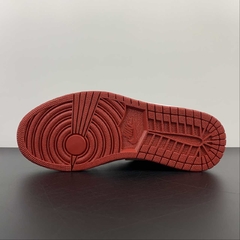 Jordan 1 Low Alternate Bred Toe na internet