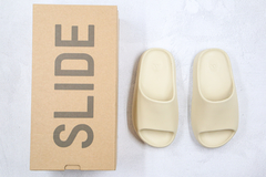 Imagem do Yeezy Slide Bone