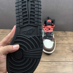 Imagem do Jordan 1 Retro High Hand Crafted