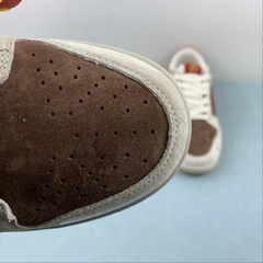 Nike Dunk Low Year of the Dragon na internet