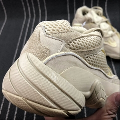 adidas Yeezy 500 Super Moon Yellow na internet