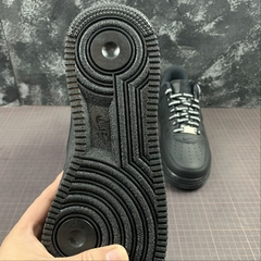 Imagem do Nike Air Force 1 Low Supreme Black