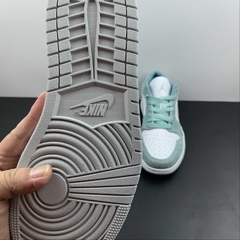 Imagem do Jordan 1 Low New Emerald