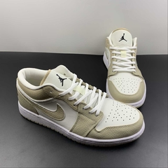 Jordan 1 Low SE Sail Rattan University Red na internet