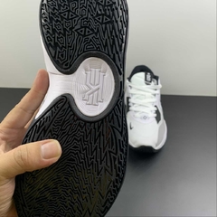 Imagem do Nike Kyrie Low 5 TB White Black