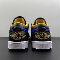 Imagem do Jordan 1 Low Dark Concord