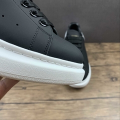 Alexander McQueen Oversized - comprar online