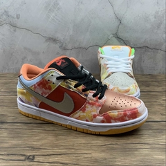 Nike SB Dunk Low Street Hawker na internet