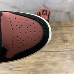 Jordan 1 Mid Canyon Rust na internet