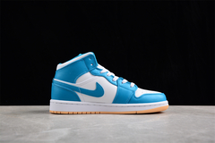 Jordan 1 Mid Aquatone na internet