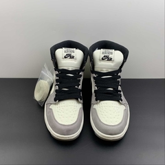 Imagem do Jordan 1 High Element Gore-Tex Light Bone