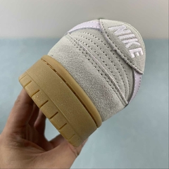 Imagem do Nike SB Dunk Low Island Green Gum