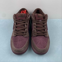 Nike SB Dunk Low City of Love Burgundy Crush - loja online