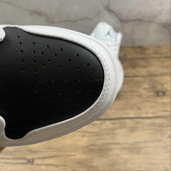 Jordan 1 Low Panda na internet