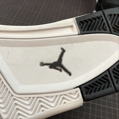 Jordan 4 Retro Royalty