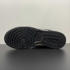 Nike Dunk Low Batman Custom na internet
