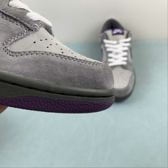 Nike SB Dunk Low Purple Pigeon