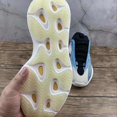 Imagem do Adidas Yeezy 700 V3 Arzareth