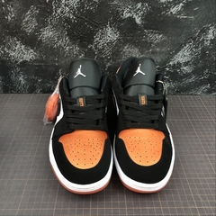 Imagem do Jordan 1 Low Shattered Blackboard