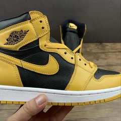 Jordan 1 Retro High Pollen - Born Sneakers