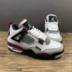 Jordan 4 Retro Paris Saint-German na internet