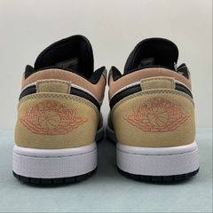 Jordan 1 Low SE Flight Club - Born Sneakers