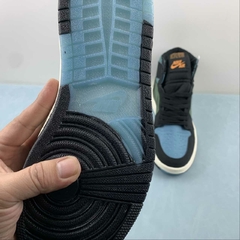 Imagem do Jordan 1 Element Gore-Tex Sky J Light Olive