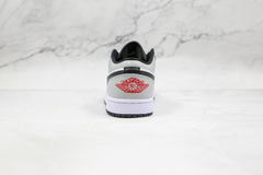 Jordan 1 Low Light Smoke Grey na internet