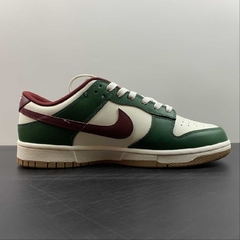 Nike Dunk Low Gorge Green Team Red - comprar online