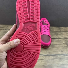 Imagem do Nike Dunk Low Valentine's Day