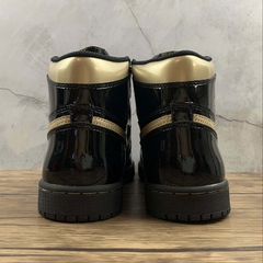 Jordan 1 Retro High Black Metallic Gold - Born Sneakers