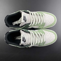 Nike Dunk Low Malachite Green/Light Jade Custom - loja online
