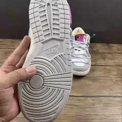 Imagem do Nike Dunk Low Off-White Lot 3