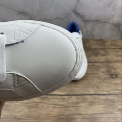 Sneaker Givenchy na internet
