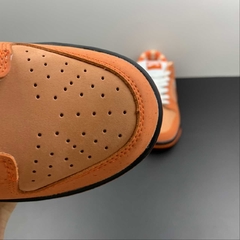Nike SB Dunk Low Concepts Orange Lobster na internet