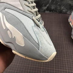 Adidas Yeezy 700 Inertia - comprar online