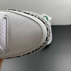 Jordan 3 PE Oregon na internet