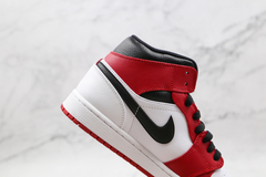 Jordan 1 Mid Chicago (2020) - loja online