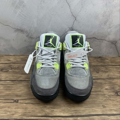 Imagem do Jordan 4 Retro Neon