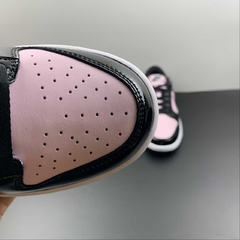 Nike Dunk Low Pink Foam Black na internet