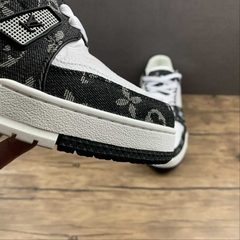 Louis Vuitton Trail Sneaker - comprar online