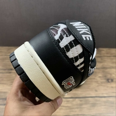 Nike SB Dunk Low Quartersnacks Zebra - loja online