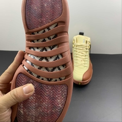 Imagem do Jordan 12 Retro Eastside Golf