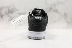 Nike SB Dunk Low Supreme Jewel Swoosh Silver na internet