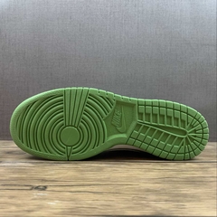 Nike Dunk Low Chlorophyll