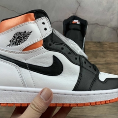 Jordan 1 Retro High Electro Orange - Born Sneakers